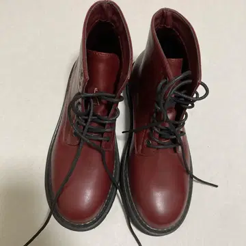 버건디 하이컷 부츠