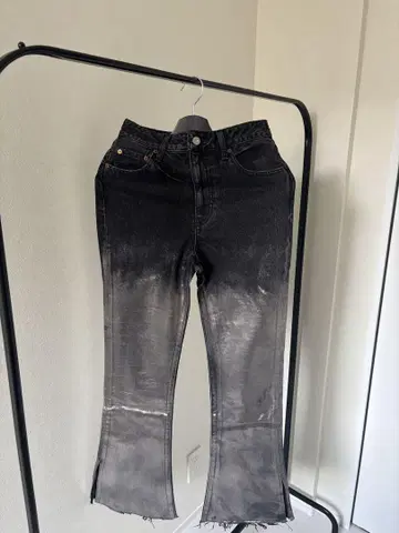 MOUSSY 플레어 데님 팬츠 블랙