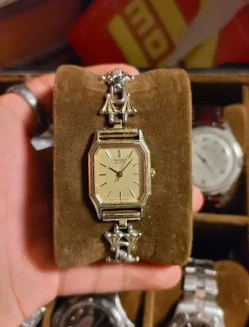 SEIKO 쿼츠 시계