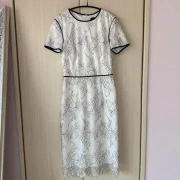 페이즈 에이트 원피스 화이트 사이즈 UK8