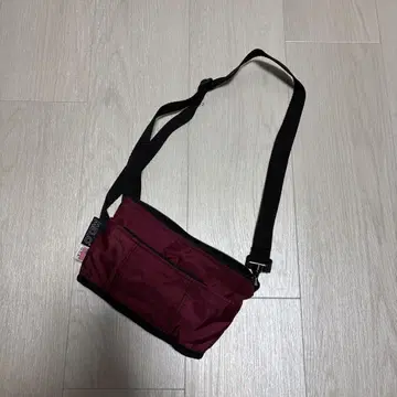 와인 레드 나일론 사코슈