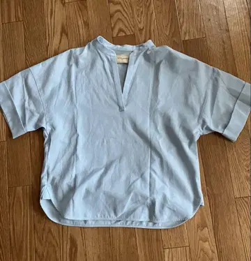 45 UNITED ARROWS 스카이블루 V넥 반팔 셔츠 36