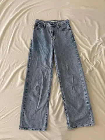 Levi's 리바이스 HIGH WAISTED STRAIGHT 25