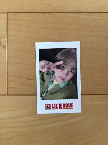 LILLEAGUE 모모타 하야토 폴라로이드
