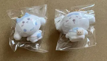 치이카와 (먼작귀) x 산리오 플로키 마스코트 하치와레 시나몬