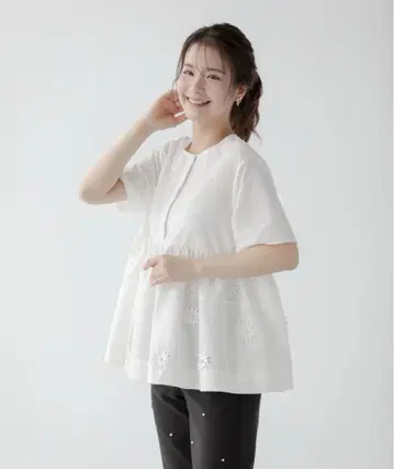 Fitmore 플라워 모티브 페플럼 블라우스