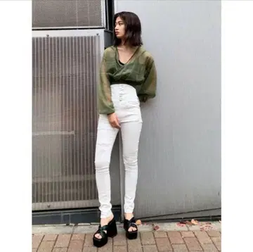 커브 코르셋 스키니 팬츠 EMODA 에모다