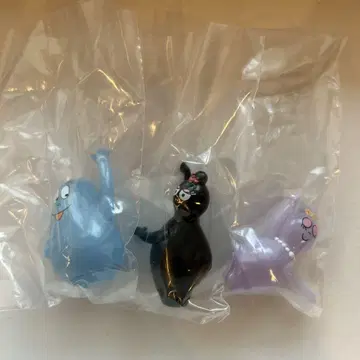 바바파파 나란히 세 개입니다. 3종