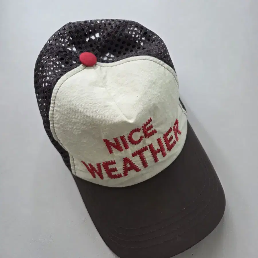 Nice Weather Alexjono st Running Hat on Bunjang Global Site.