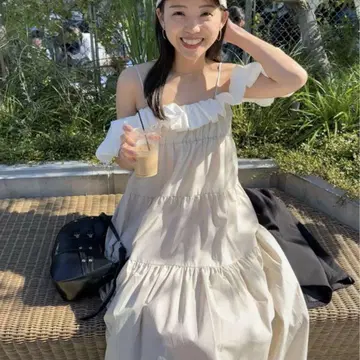 치코 Chico 유이카 기획 프릴 오프숄더 티어드 원피스
