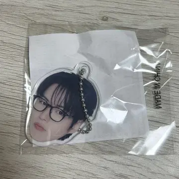 Treasure 재혁 얼굴 아크링 키링
