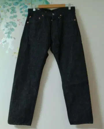 스튜디오 다치산 W32 블랙 데님