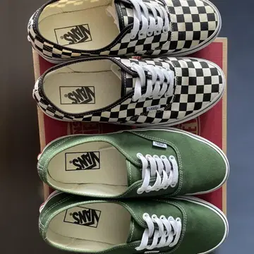 vans authentic