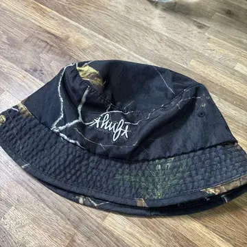 HUF 카모 패턴 버킷햇 L/XL