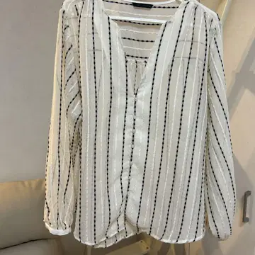ZARA 스트라이프 블라우스