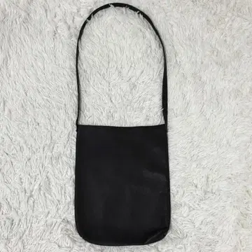 Hender Scheme cow shoulder 가죽 다크 브라운