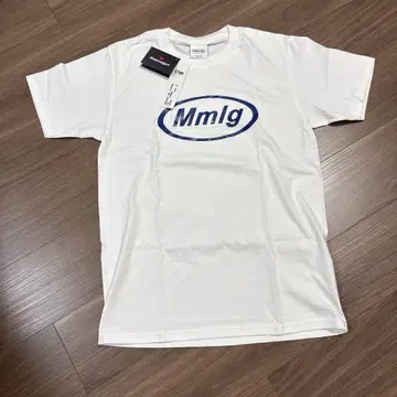 Mmlg 화이트 티셔츠 M 사이즈