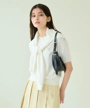 SNIDEL 스나이델 모티브 큐빅 하프 슬리브 풀오버