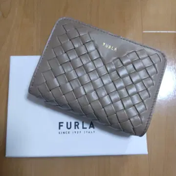 FURLA 훌라 베이지 접이식 지갑 뜨개질 디자인