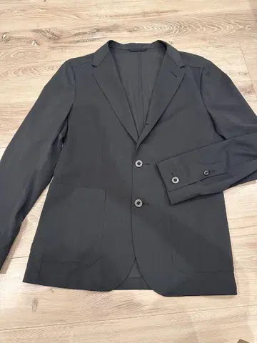 DKNY 블랙 테일러드 자켓 미사용 새상품