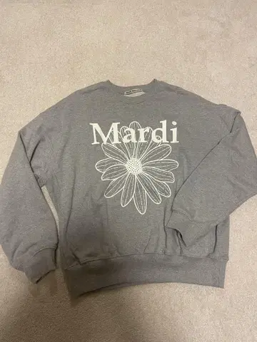 Mardi Mercredi 플라워 프린트 맨투맨