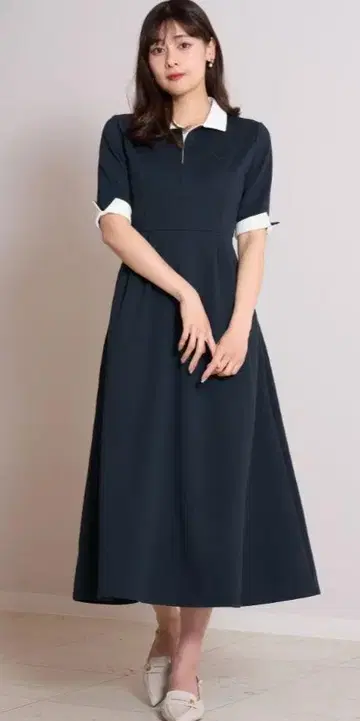 하립투 Poro Tuck Flared Dress
