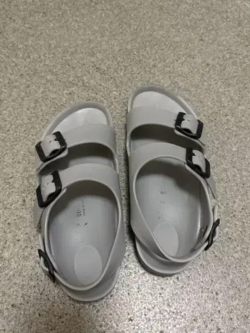 버켄스탁 샌들 22cm