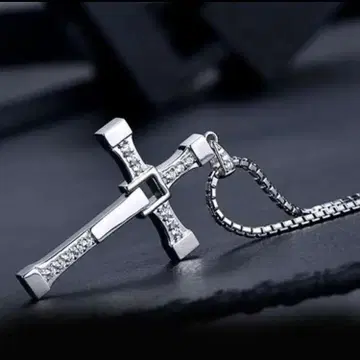 실버 크로스 목걸이 스톤 장식