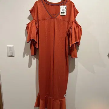 미사용 헬로 샌프란시스코 메쉬 프릴 풋볼 원피스 F