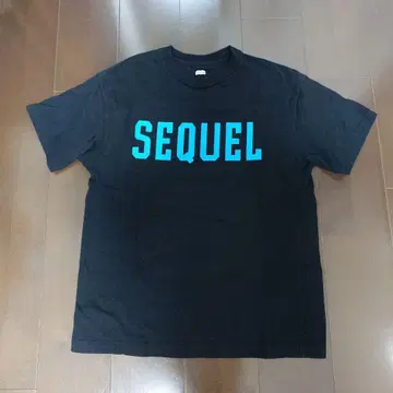 시퀄 SEQUEL 티셔츠 S 새상품급