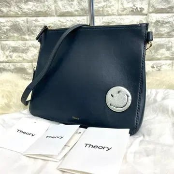 새상품급 theory 띠어리 가죽 스마일리 숄더백 네이비