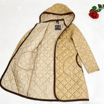 새상품급 라벤햄 lavenham 퀼팅 코트 베이지 36