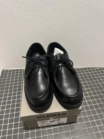 KLEMAN 블랙 로퍼
