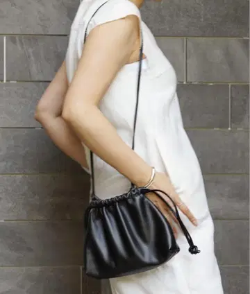 Deuxieme Classe [ CELERI/셀리 ] 가죽 파우치