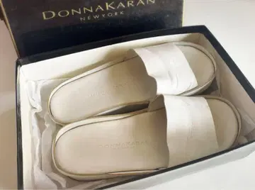 DONNA KARAN 가죽 통굽 샌들 화이트 다나캐란 빈티지