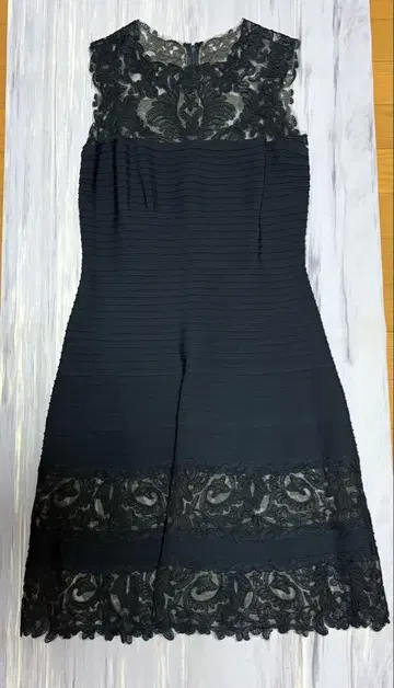 TADASHI SHOJI 레이스 원피스