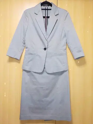 SPB 스커트 수트