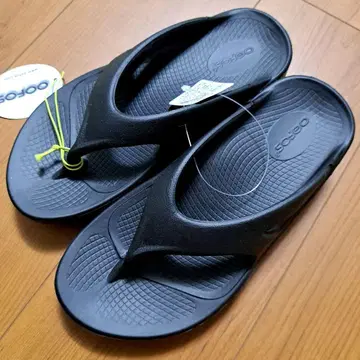 우포스 블랙 M5/W7 24cm OOFOS