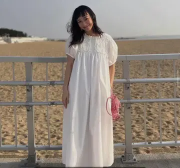 미사용 새상품 택 로지몬스터 AJISAI mini frill puffOP