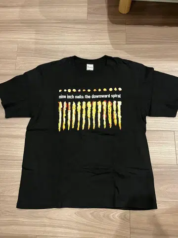 Nine Inch Nails 티셔츠 EXILE TAKAHIRO 착용