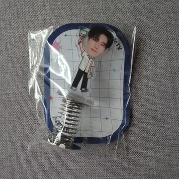 Phuwin 캡슐 가챠 WeAre
