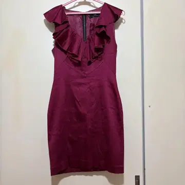 버건디 프릴 타이트 드레스