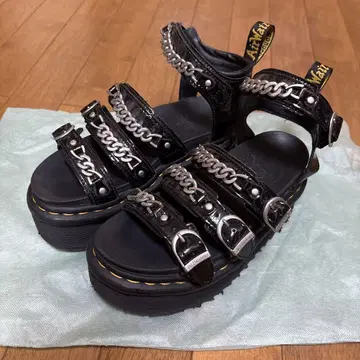 Dr.Martens Blaire2 Ouad Chain 마틴 샌들