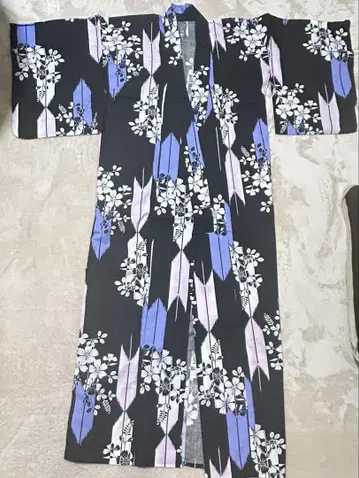 꽃무늬 유카타 블랙 보라색