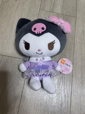 쿠로미 무니구루미 딸기 케이크 봉제 인형