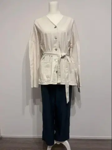 아이보리 노카라 자켓 허리 리본 포함