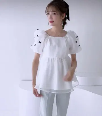 메라키 튤 슬리브 리본 상의 핏모어
