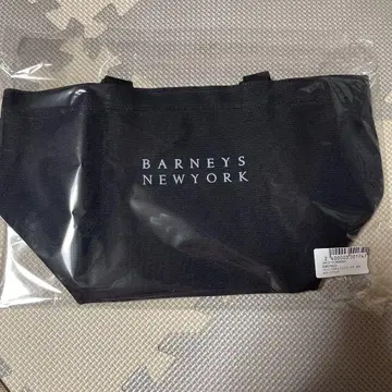 BARNEYS NEW YORK 블랙 토트백