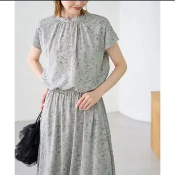 로페피크닉 모듬 꽃무늬 원피스 아이보리