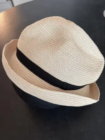 마츄아하 Boxedhat 밀짚모자 중고 새상품급